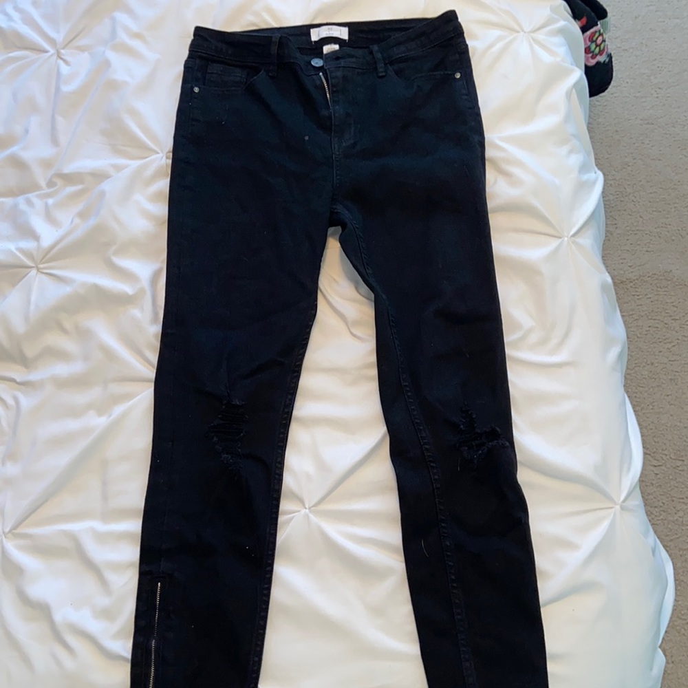Ivy + Main black ripped jeans